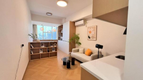 House of Great White Apartment